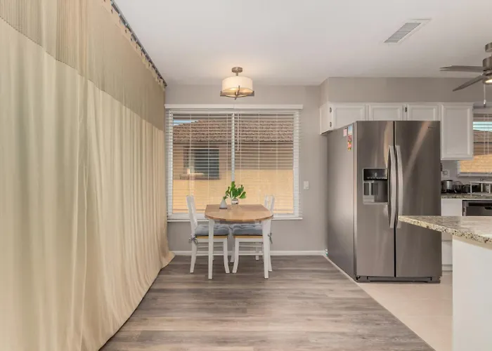 Super Sanctuary I 2 Bedroom Ensuite, Patio, Sunrises *