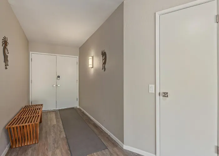 Super Sanctuary I 2 Bedroom Ensuite, Patio, Sunrises Holiday home *